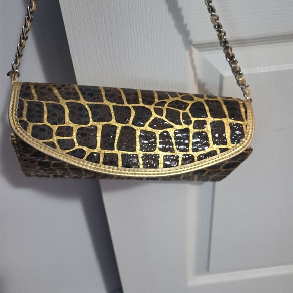 Gold and brown clutch purse - Picture 2 of 2